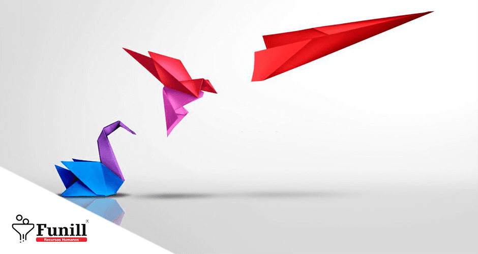 Pássaro em origami virando um avião